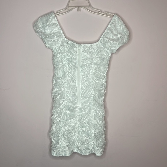 ❤️ WINDSOR White Dress Poofy sleeves Lace SIZE SMALL - Picture 3 of 9